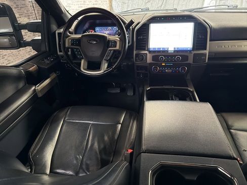 Used 2022 Ford F250 Lariat w/ Lariat Value Package image 14