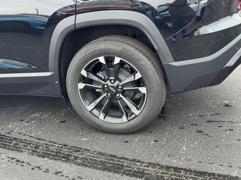 New 2026 Chevrolet Equinox RS w/ LPO, Floor Liner Package image 4