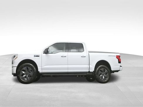 New 2025 Ford F150 Lightning Flash image 33