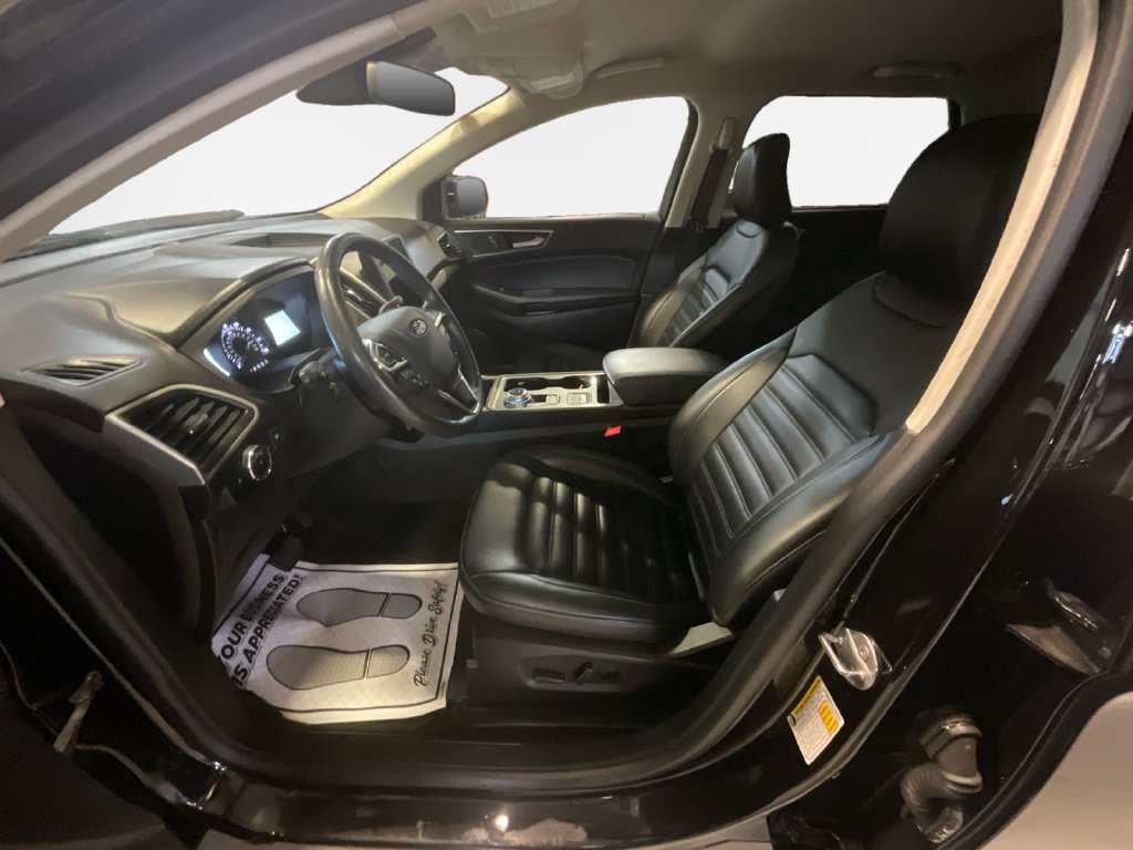 Used 2024 Ford Edge SEL AWD/4WD image 12