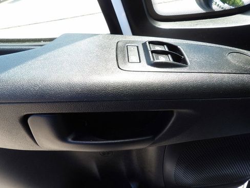 Used 2025 RAM ProMaster 2500 w/ U-Haul Equipment Group FWD image 15