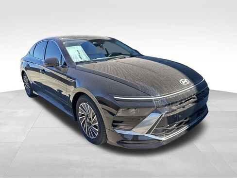 New 2026 Hyundai Sonata Limited image 2
