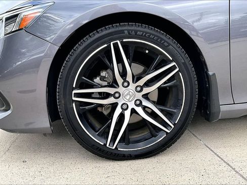 Used 2022 Honda Accord Touring image 11
