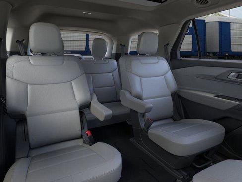 New 2026 Ford Explorer Active w/ Active Comfort Package AWD/4WD image 34
