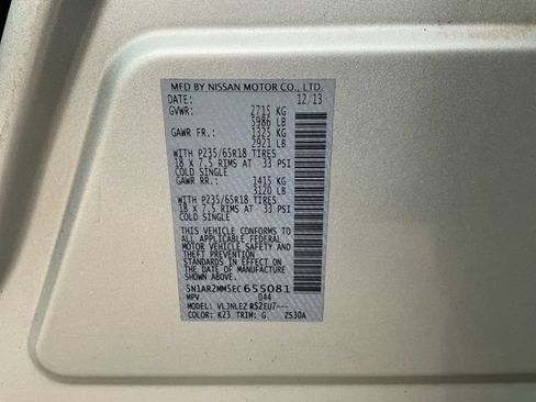 Used 2014 Nissan Pathfinder SV AWD/4WD image 26