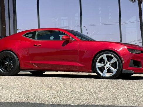 Used 2018 Chevrolet Camaro SS RWD image 16