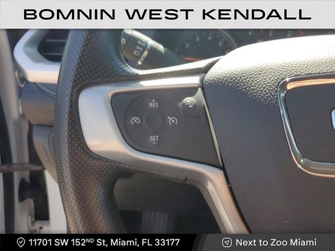 Used 2022 GMC Acadia SLE w/ Driver Convenience Package image 29