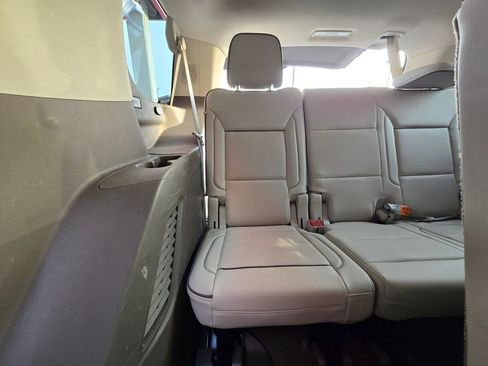 Used 2021 GMC Yukon Denali w/ Denali Premium Package image 20