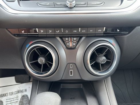 Certified 2023 Chevrolet Blazer LT w/ Convenience Package image 22