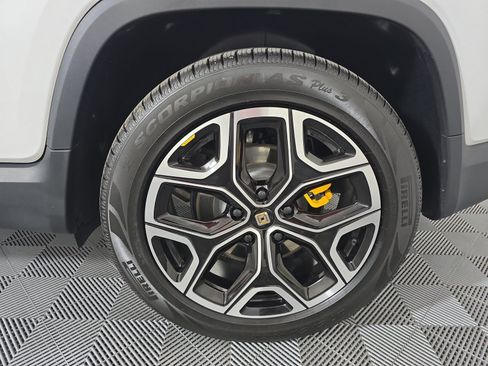 Used 2024 Rivian R1T Adventure AWD/4WD image 10