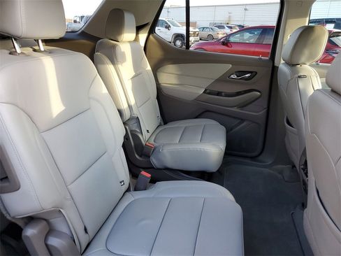 Used 2019 Chevrolet Traverse Premier w/ Driver Confidence II Package image 27