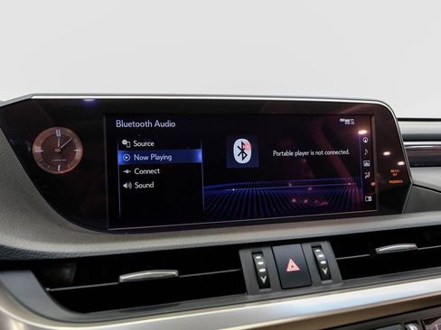 Used 2019 Lexus ES 350 w/ Premium Package image 27