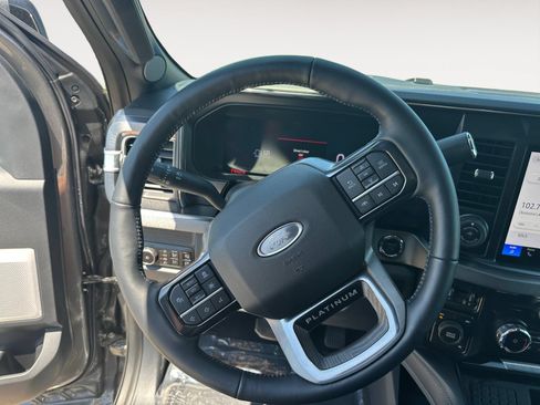 Used 2025 Ford F450 Platinum w/ FX4 Off-Road Package AWD/4WD image 12