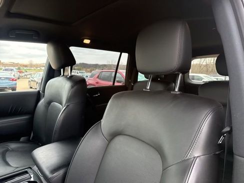Used 2023 Nissan Armada SL w/ Midnight Edition Package image 11