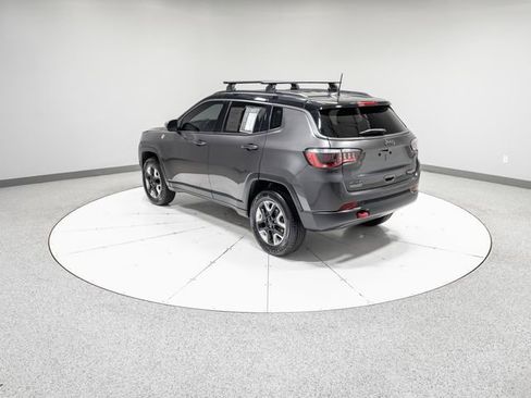 Used 2018 Jeep Compass Trailhawk w/ Navigation Group AWD/4WD image 32