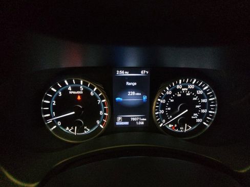 Used 2018 INFINITI Q50 Luxe RWD image 23
