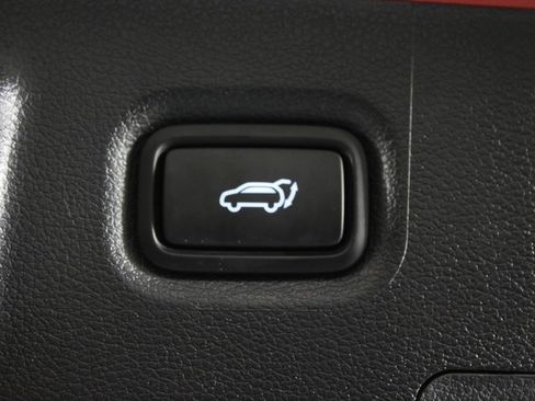 Used 2023 Hyundai Santa Fe SEL image 17