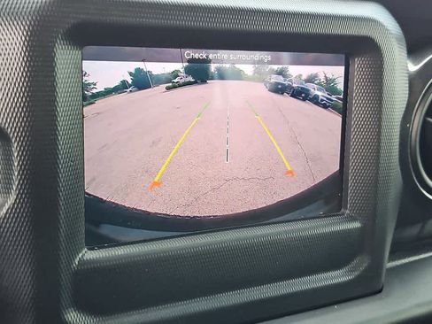 Used 2021 Jeep Wrangler Unlimited Sport AWD/4WD image 29