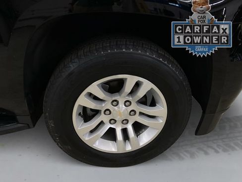 Used 2017 Chevrolet Suburban LT AWD/4WD image 17