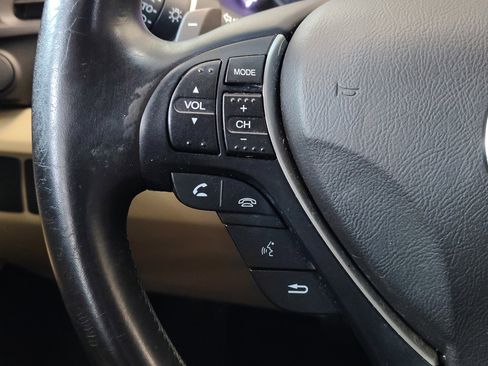 Used 2013 Acura ILX w/ Technology Package FWD image 18