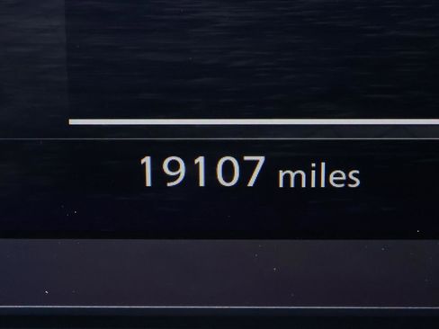 Used 2024 Nissan Rogue Platinum image 32