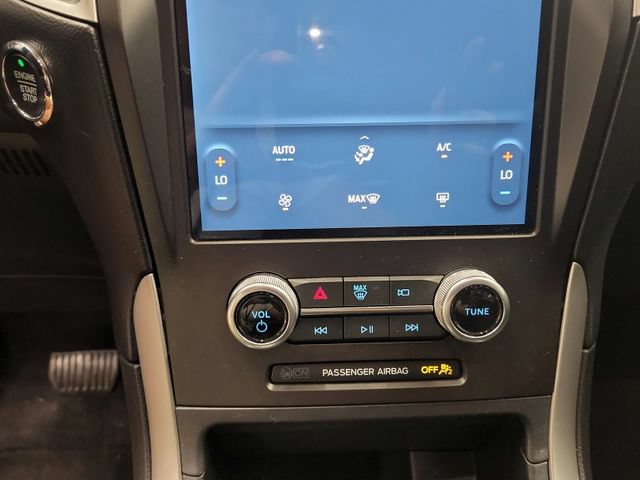 Used 2021 Ford Edge SE FWD image 34