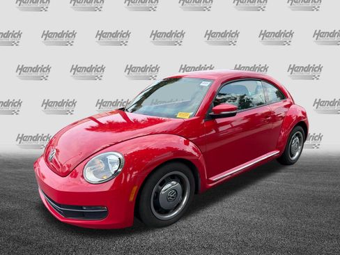 Used 2012 Volkswagen Beetle 2.5 FWD image 8
