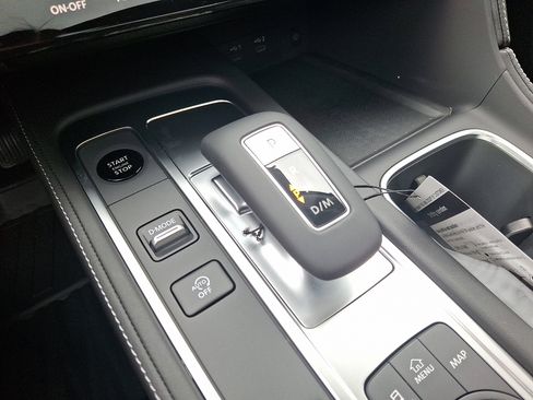 New 2026 INFINITI QX60 Luxe w/ Family Package image 10