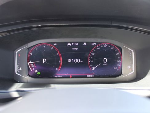 Certified 2022 Volkswagen Taos SEL AWD/4WD image 14