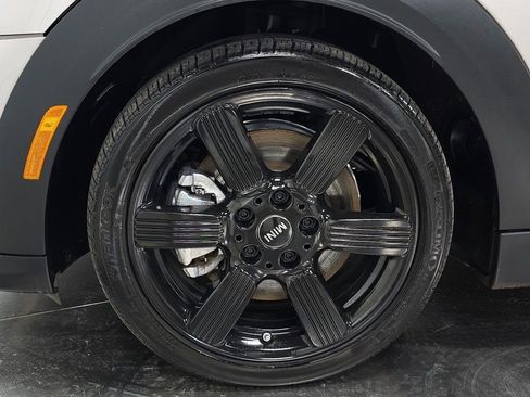 Used 2023 MINI Cooper S w/ Signature Upholstery Package image 11