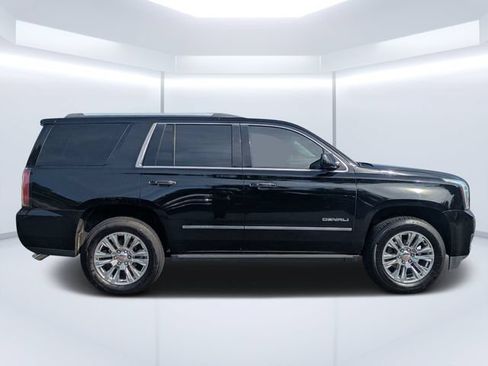 Used 2018 GMC Yukon Denali w/ Denali Ultimate Package AWD/4WD image 2