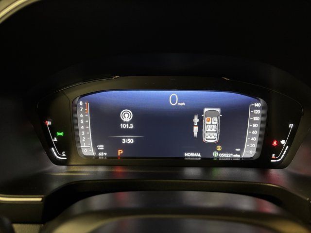 Used 2025 Honda Pilot Black Edition image 17