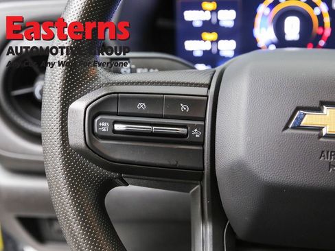 Used 2024 Chevrolet Colorado W/T w/ Technology Package image 15