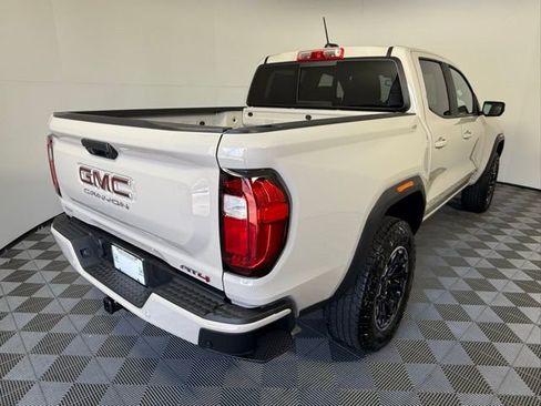 Used 2026 GMC Canyon AT4 image 11