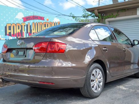 Used 2014 Volkswagen Jetta S image 22