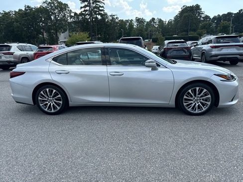 Used 2019 Lexus ES 350 350 Luxury image 5
