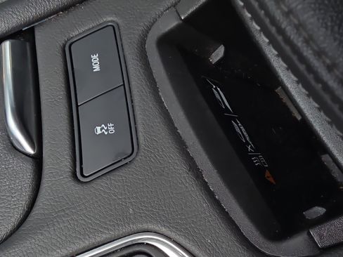 Used 2025 Cadillac XT5 Premium Luxury image 27