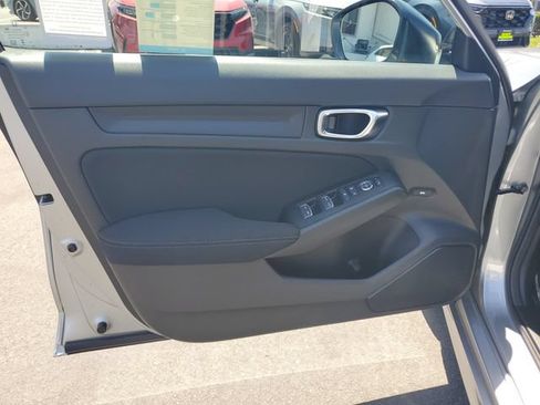 Certified 2025 Honda Civic Sport image 18