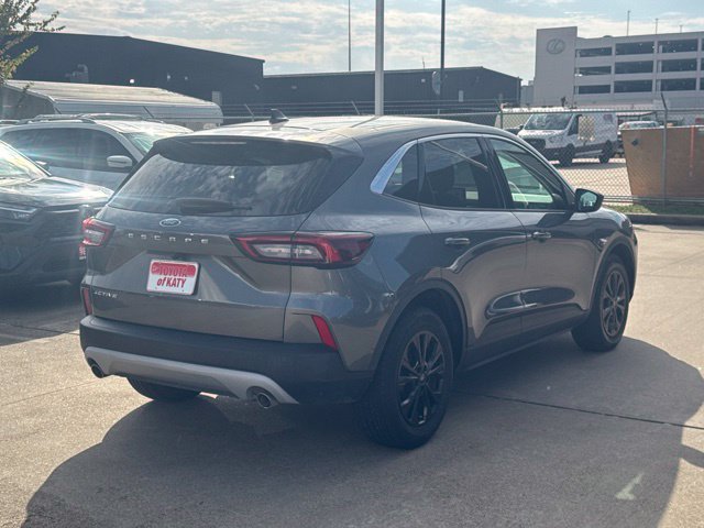 Used 2024 Ford Escape Active FWD image 3
