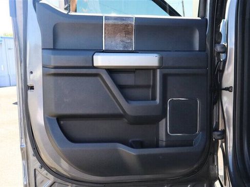 Used 2022 Ford F250 Lariat w/ Tremor Off-Road Package AWD/4WD image 28