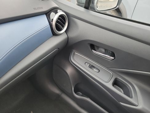 Certified 2025 Nissan Versa SV FWD image 29