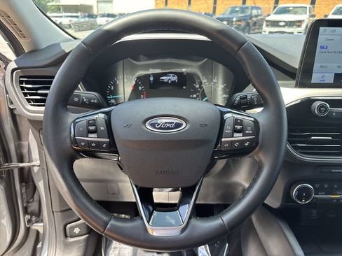 Used 2022 Ford Escape SE w/ SE Sport Appearance Package AWD/4WD image 14