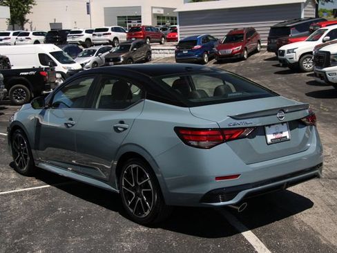 Certified 2025 Nissan Sentra SR w/ SR Premium Package FWD image 3