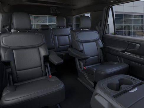 New 2025 Ford Expedition Platinum w/ Stealth Performance Package AWD/4WD image 11