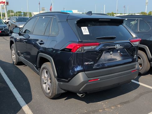 Certified 2025 Toyota RAV4 XLE AWD/4WD image 3