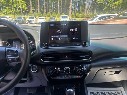 Used 2023 Hyundai Kona SEL AWD/4WD image 18