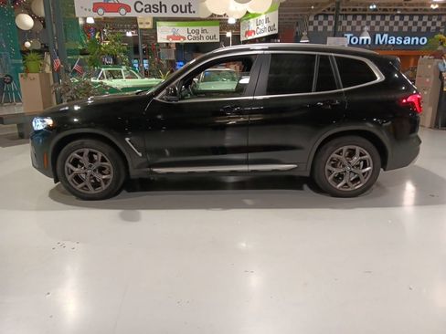 Used 2023 BMW X3 xDrive30i w/ Convenience Package AWD/4WD image 9
