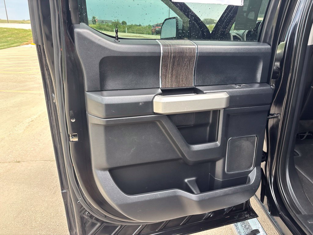 Used 2021 Ford F250 Lariat w/ Chrome Package AWD/4WD image 29