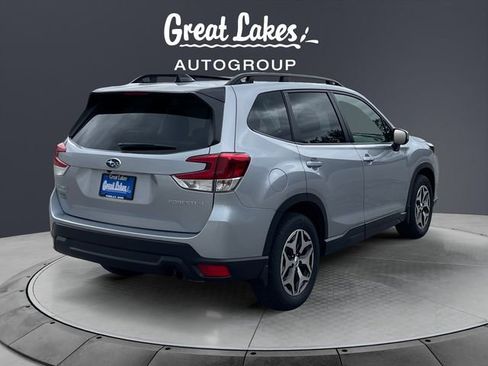 Used 2024 Subaru Forester Premium AWD/4WD image 5