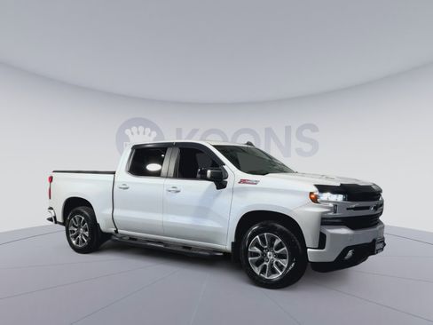 Used 2021 Chevrolet Silverado 1500 RST AWD/4WD image 2